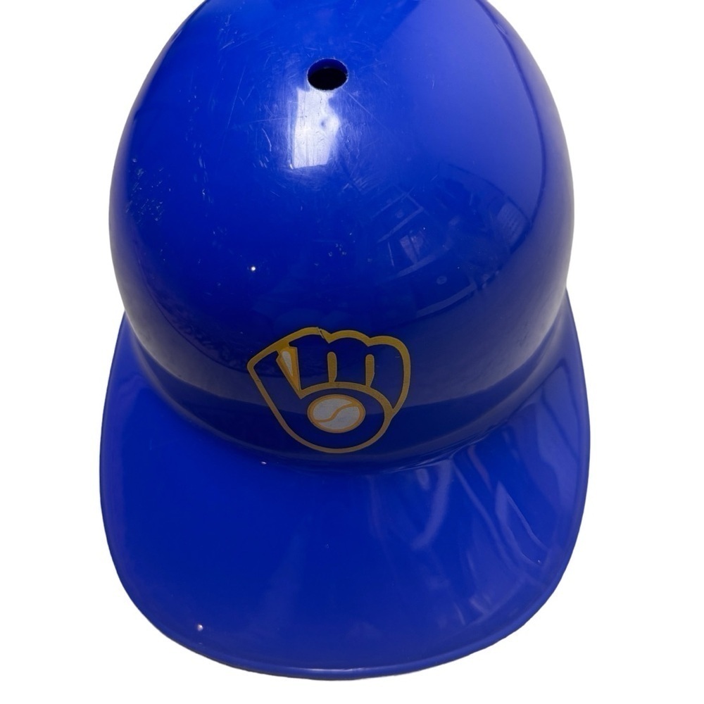 Vintage Milwaukee Brewers helmet plastic souvenir